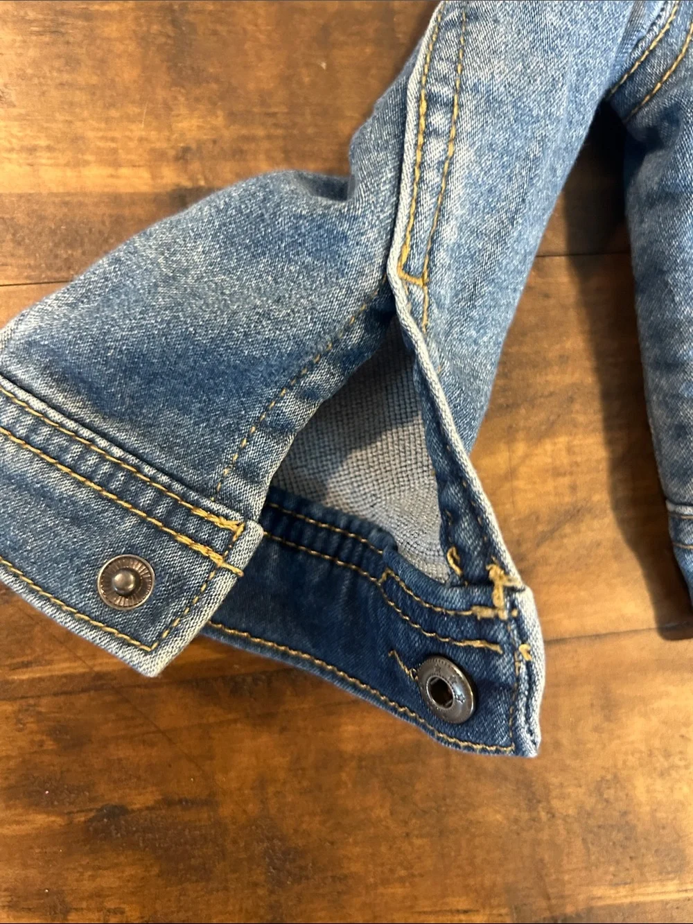 Cat & Jack 12M Light Blue Denim Jean Jacket with Snap Enclosure